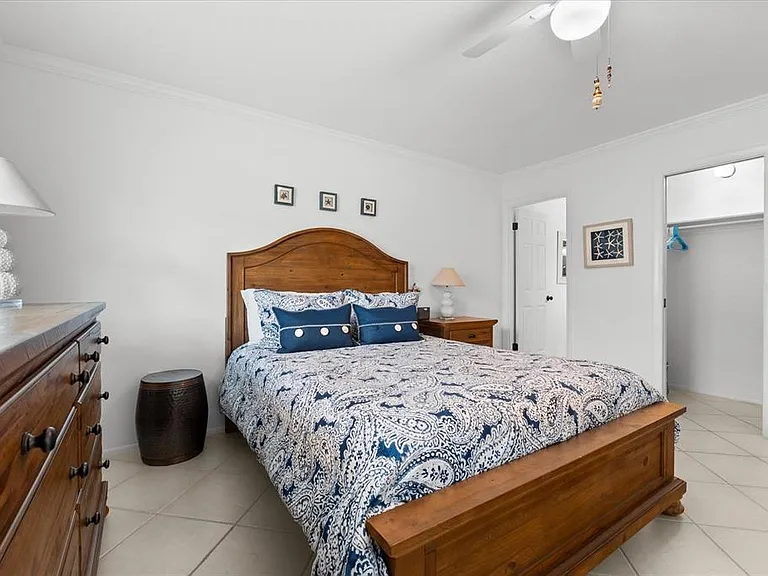 6708 Sarasea Cir #202 — Photo 21