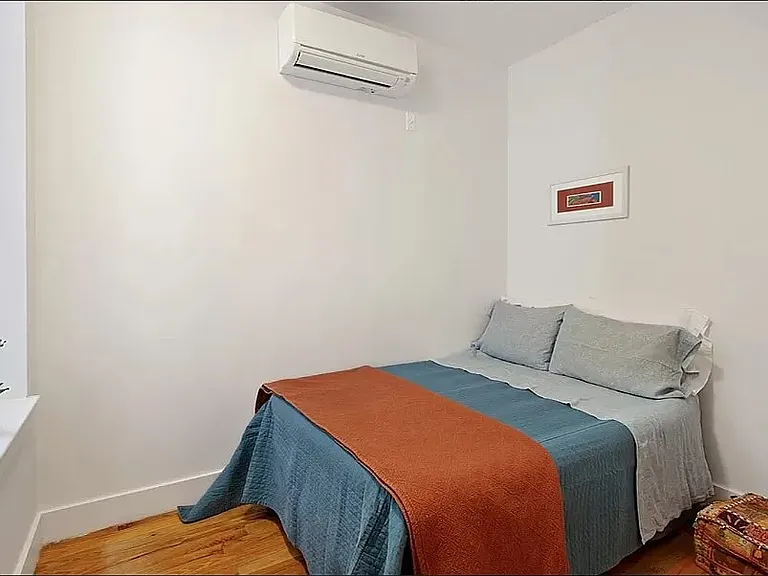 814 Prospect Pl #4F — Photo 4