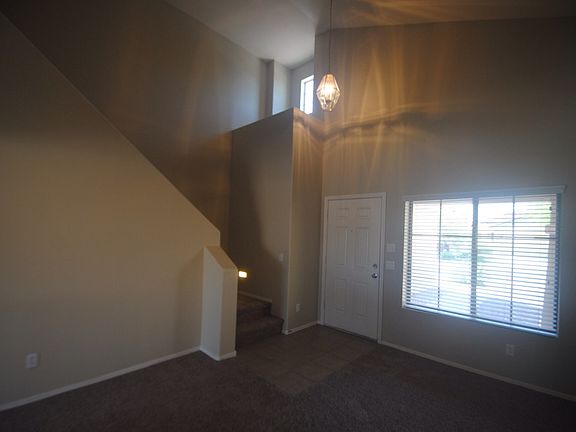 4th image of 1654 W Prospector Way