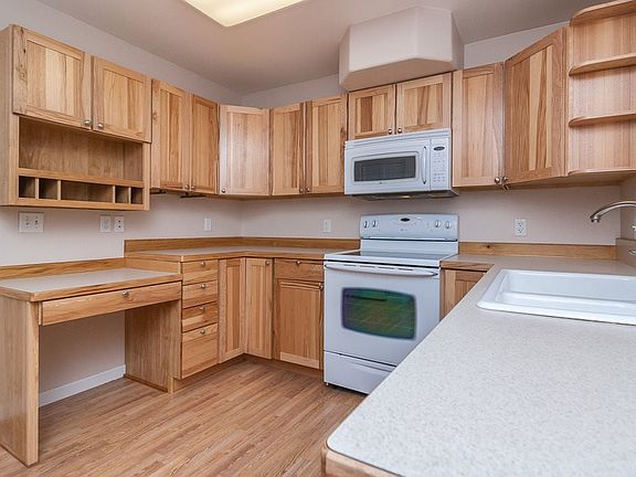 2nd image of 4995 Palo Verde Ave
