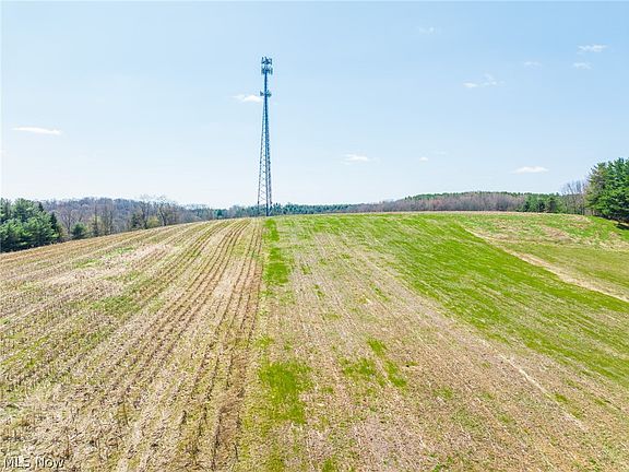 4th image of 9050 Freeman Rd #5