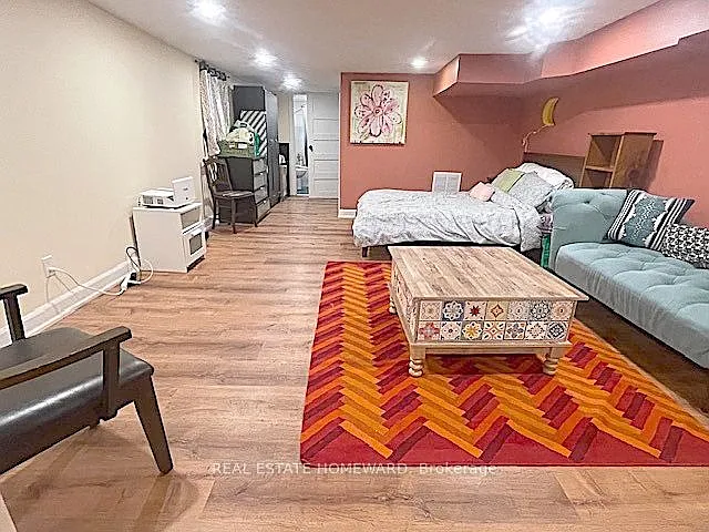 29 Appleton Ave — Photo 38