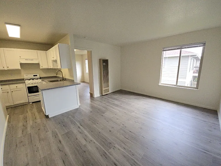 5030 & 5036 Valley East Blvd — Photo 9