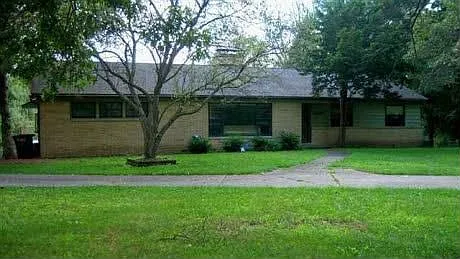 1309 Badgley Rd photo 1