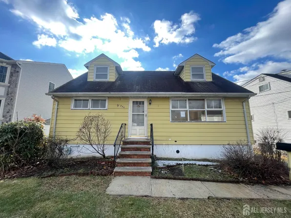 226 Wellington Pl, Edison, NJ 08817