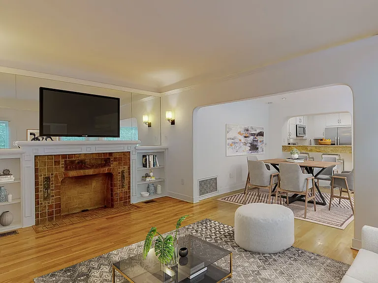 1011 N La Jolla Ave — Photo 3