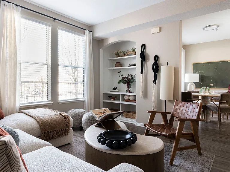 Montrachet Apartments — Photo 23
