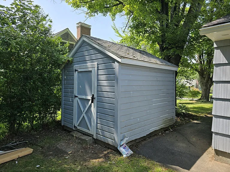 121 Huntington Rd — Photo 15