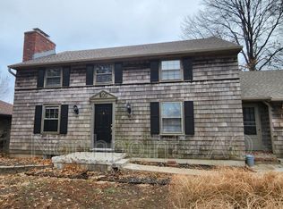 500 SW Westminister Rd, Blue Springs, MO 64014