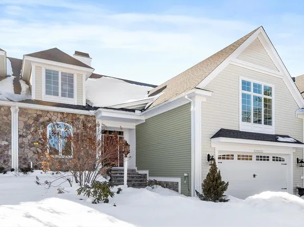 31 Crenshaw Ln #31, Andover, MA 01810