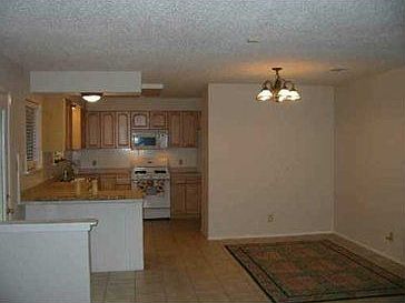 5th image of 1811 Greyson Dr