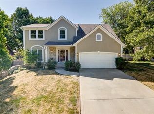 205 SE Citadel Dr, Lees Summit, MO 64063