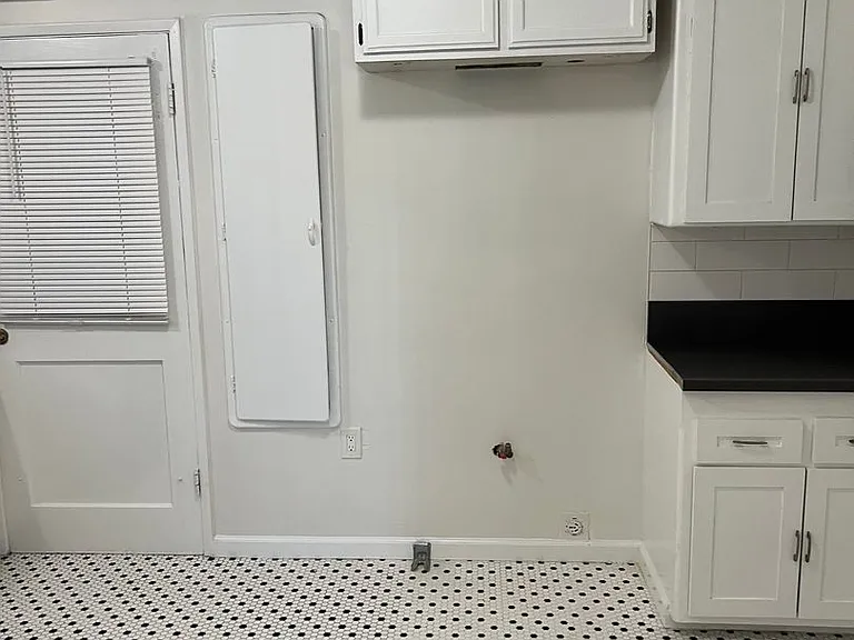 4204 McClung Dr — Photo 3