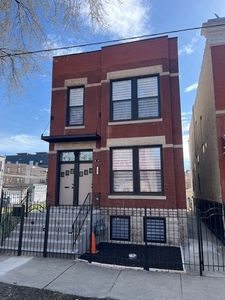 1137 N Francisco Ave, Chicago, IL, 60622