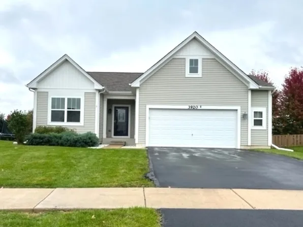 3920 Kristen Ct, Plano, IL 60545