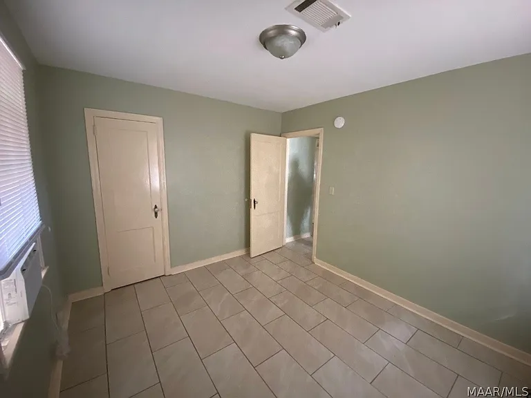 508 Glenmore Rd — Photo 13