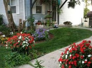 16 Hope Dr, Amesbury, MA 01913