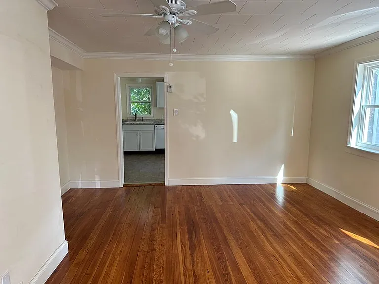 638 Church Rd — Photo 6