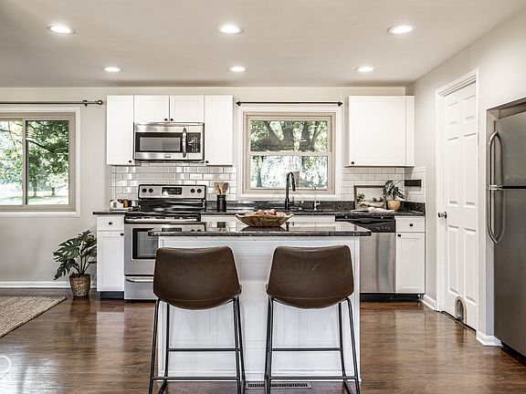 4th image of 11802 Prairie Pl