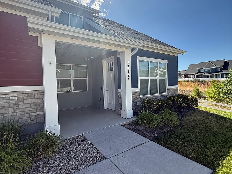 12267 S Macdill Ct