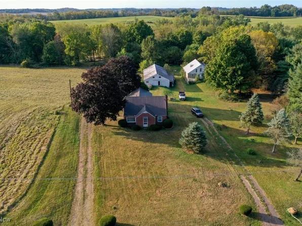 10100 Lisbon St, Louisville, OH 44641