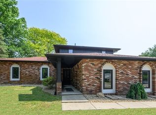 3824 Chickasaw Trail St NW, Uniontown, OH 44685
