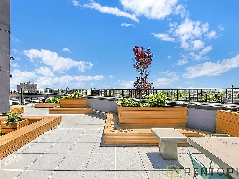 1875 Atlantic Ave #402H — Photo 11