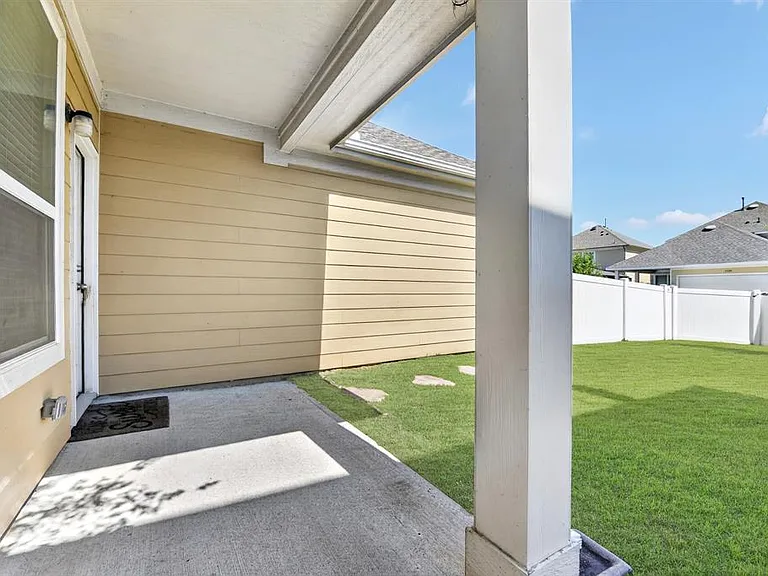 1425 Bull St — Photo 28