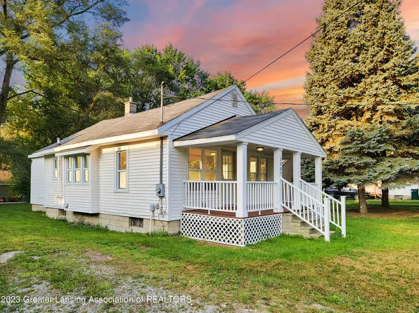 1307 Downey St, Lansing, MI 48906