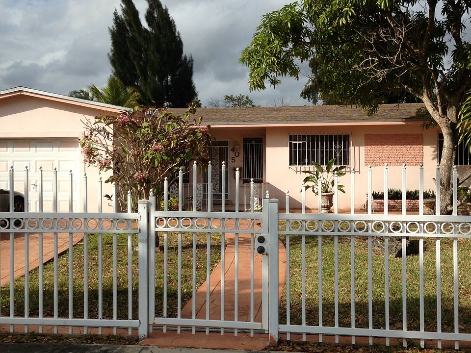 1st image of 405 NE 142nd St