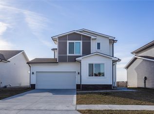 402 NE Whitetail Dr, Ankeny, IA 50021