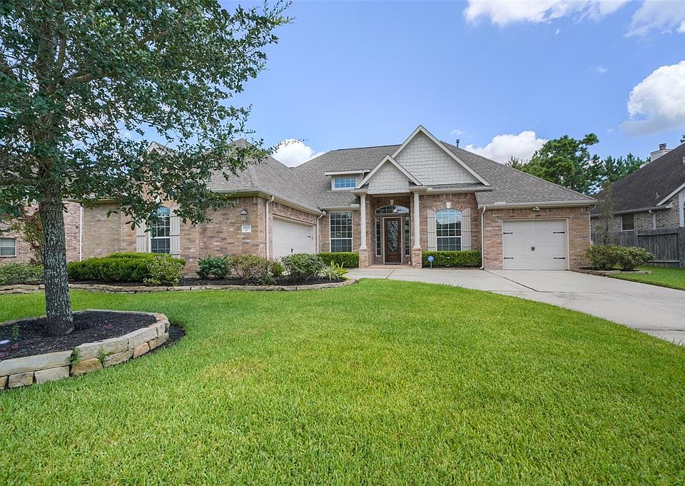 1st image of 28406 Lauren Cove Ln