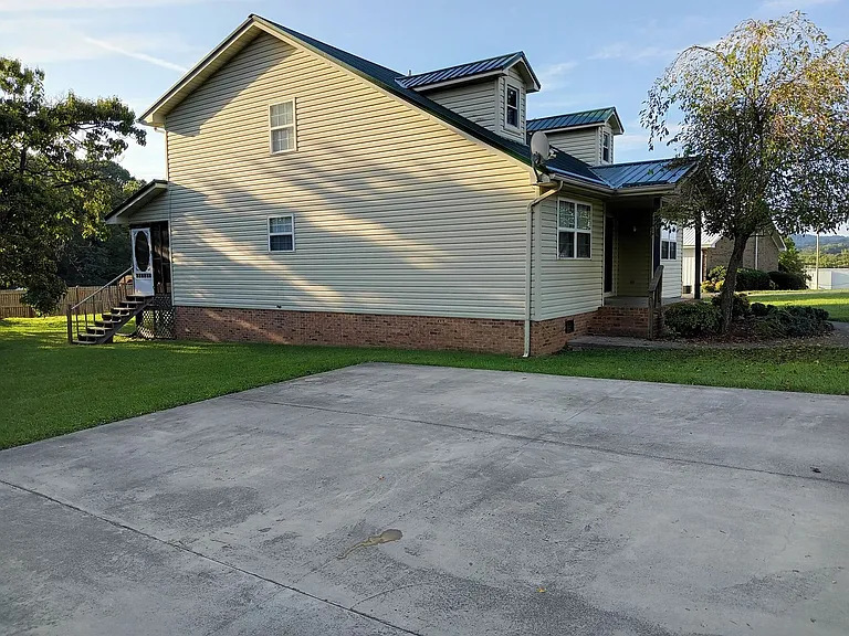 104 Majestic Dr #1 — Photo 3