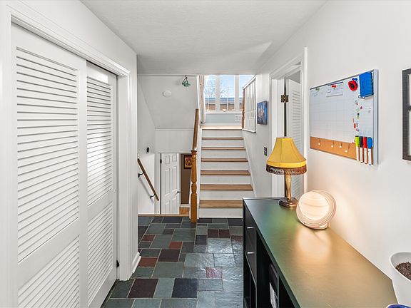 2nd image of 701 Catalina Blvd