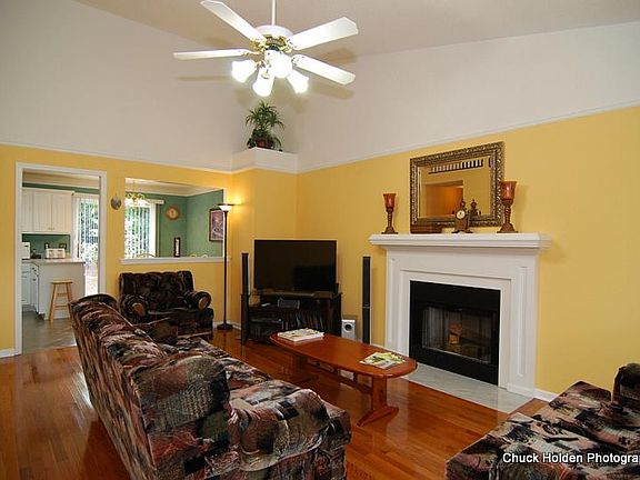 Stunning Entrance with High Ceilings and Fireplace