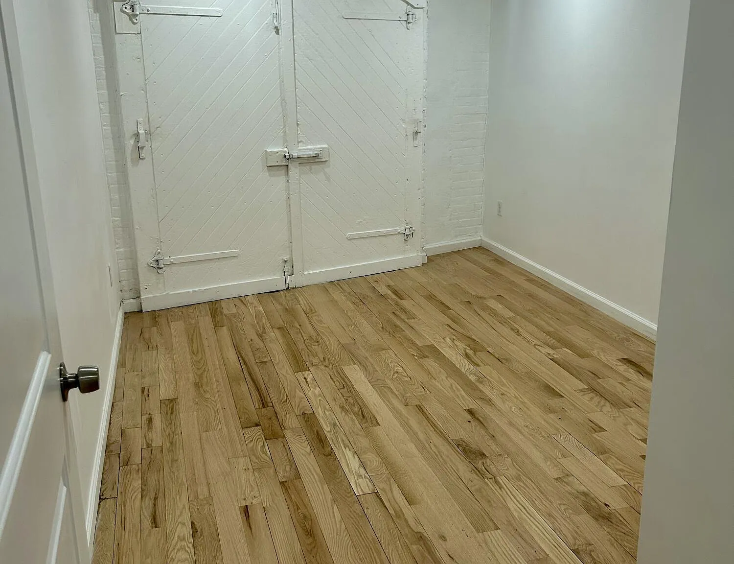 1 bed, 1100 sqft, $1,750 — Photo 4