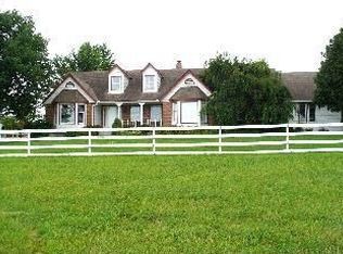 703 E Hubach Hill Rd, Raymore, MO 64083