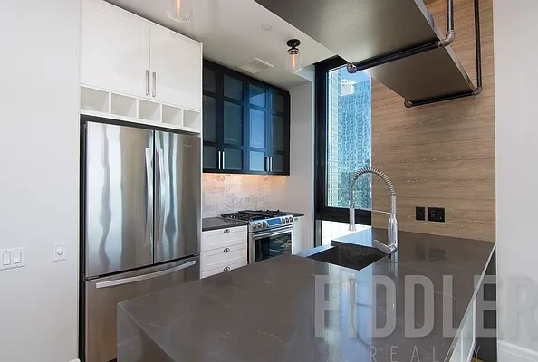 Rented by The KCI Group | media 107