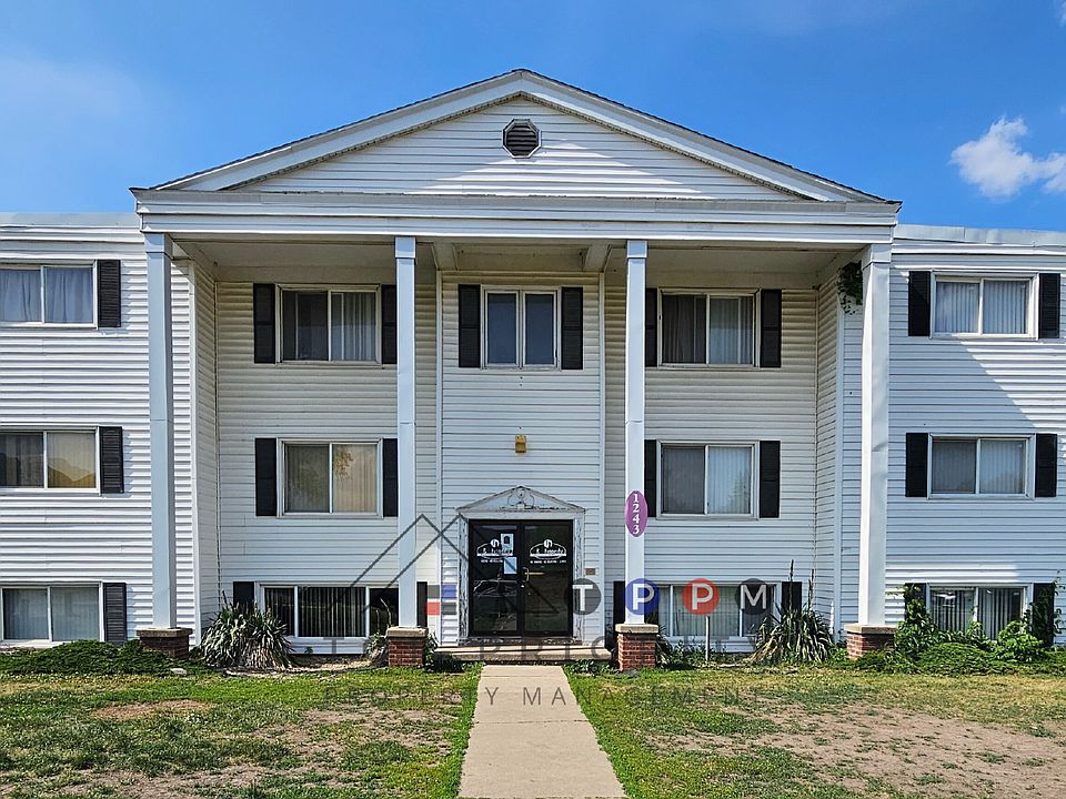 2nd image of 1243 Ravenwood Rd APT 12