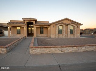 100 Apache Gold Ct, Santa Teresa, NM 88008