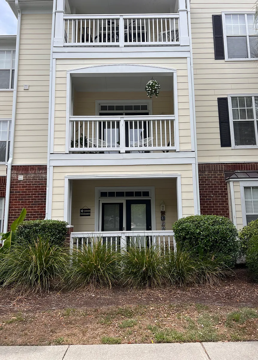 Photo 2 of 57 - 45 Sycamore Ave #825 - Charleston, SC Building Photo - 45 Sycamore Ave #825