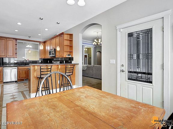 5th image of 440 E Sage Rd