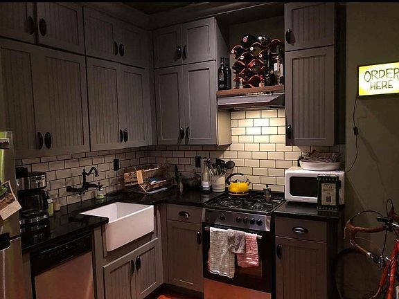 4th image of 235 Kent Ave #3BB