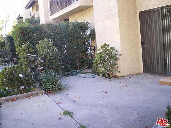 4th image of 1655 Greenfield Ave APT 4
