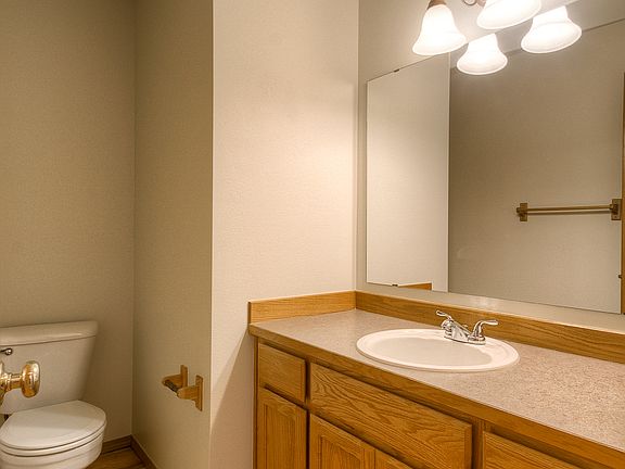 4th image of 16820 121st Avenue Ct E