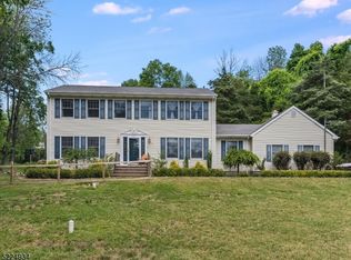 85 Old Prospect School Rd, Sparta, NJ 07871