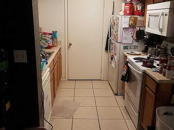 4th image of 4405 E Wood St