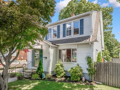 1858 Broadbridge Ave, Stratford, CT, 06614