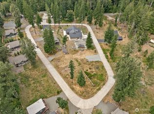 123 Bugle Ln, Packwood, WA