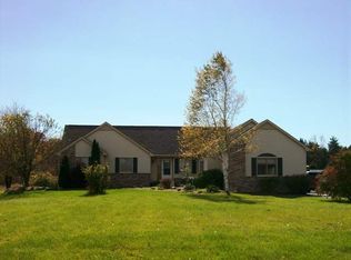 10801 Springfield Cir, Davisburg, MI 48350